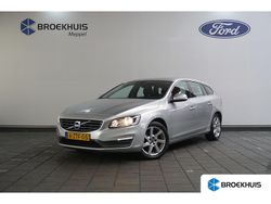 Grijs Gebruikt 2015 Volvo V60 Momentum Stationwagen | € 15.395 (Goede deal)