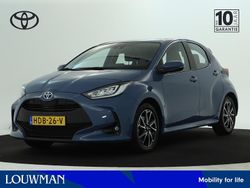 Blauw Gebruikt 2021 Toyota Yaris Hybrid Hatchback | € 21.900 (Eerlijke prijs)