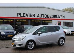 Grijs Gebruikt 2015 Opel Meriva MPV | € 3.895 (Iets duurder)