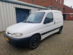 Wit Gebruikt 2002 Peugeot Partner MPV | € 2.250 (Iets duurder)