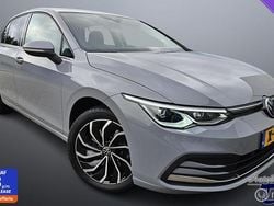 Grijs Gebruikt 2021 VW Golf VIII Style Hatchback | € 23.950 (Super prijs)