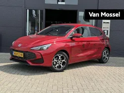 Rood Gebruikt 2025 MG MG3 Luxury Hatchback | € 26.490 (Iets duurder)