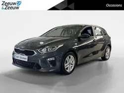 Dark penta metal metallic (h8g) Gebruikt 2022 Kia Ceed Hatchback | € 18.945 (Eerlijke prijs)