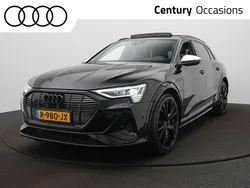 Zwart Gebruikt 2022 Audi e-tron Basis SUV | € 49.900 (Goede deal)