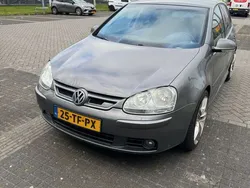 Grijs Gebruikt 2006 VW Golf V Sportline Hatchback | € 2.500 (Goede deal)