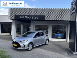 Stormy silver (licht grijs) Gebruikt 2022 Mazda 2 Hatchback | € 21.995 (Goede deal)