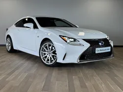 Wit Gebruikt 2016 Lexus RC300h Sport Line Coupé | € 31.450 (Eerlijke prijs)
