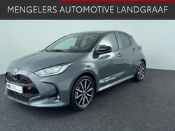 Grijs Gebruikt 2025 Toyota Yaris Hybrid Sport Hatchback | € 35.950 (Duur)