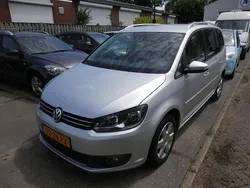 Grijs Gebruikt 2013 VW Touran Highline MPV | € 6.750 (Goede deal)