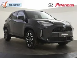 Zwart Gebruikt 2023 Toyota Yaris Cross Edition SUV | € 28.899 (Eerlijke prijs)
