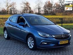 Blauw Gebruikt 2017 Opel Astra Innovation Hatchback | € 8.899 (Eerlijke prijs)