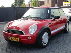 Rood Gebruikt 2004 Mini ONE Pepper Hatchback | € 1.999 (Eerlijke prijs)
