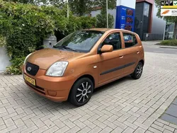 Oranje Gebruikt 2005 Kia Picanto Hatchback | € 1.450 (Goede deal)