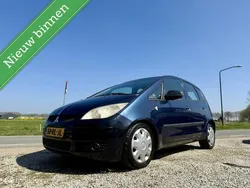 Blauw Gebruikt 2005 Mitsubishi Colt Invite Hatchback | € 1.750 (Goede deal)