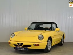 Geel Gebruikt 1992 Alfa Romeo Spider Cabriolet | € 22.449