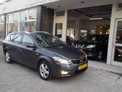 Grijs Gebruikt 2011 Kia Ceed Plus Hatchback | € 6.450 (Eerlijke prijs)