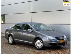 Grijs Gebruikt 2008 VW Jetta Comfortline Sedan | € 4.750 (Duur)