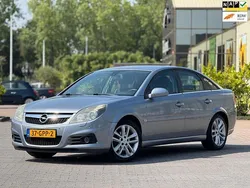 Grijs Gebruikt 2008 Opel Vectra GTS Executive Hatchback | € 3.799 (Iets duurder)