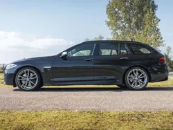 Zwart Gebruikt 2014 BMW M550 Sedan | € 18.350 (Super prijs)