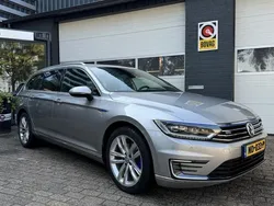 Grijs Gebruikt 2016 VW Passat Highline Stationwagen | € 14.950 (Duur)