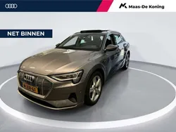 Grijs, metallic lak Gebruikt 2022 Audi e-tron Advanced SUV | € 39.880 (Super prijs)