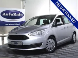 Zilver, metallic lak Gebruikt 2017 Ford Grand C-Max Trend MPV | € 10.941 (Eerlijke prijs)
