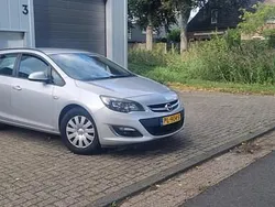 Grijs Gebruikt 2013 Opel Astra Cosmo Stationwagen | € 2.750 (Goede deal)