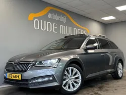 Grijs, metallic lak Gebruikt 2022 Skoda Superb Business Line Stationwagen | € 27.950 (Goede deal)