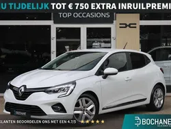 Wit Gebruikt 2020 Renault Clio V Zen Hatchback | € 13.900 (Eerlijke prijs)