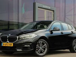 Zwart Gebruikt 2020 BMW 118 Executive Hatchback | € 21.900 (Goede deal)