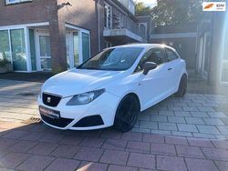 Wit Gebruikt 2011 Seat Ibiza SC Style Hatchback | € 3.745 (Super prijs)