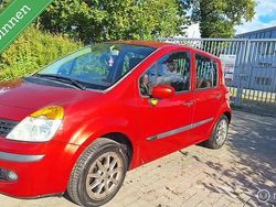 Rood Gebruikt 2005 Renault Modus Luxe MPV | € 725 (Goede deal)