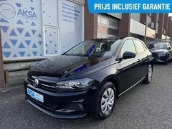 Zwart Gebruikt 2017 VW Polo Comfortline Hatchback | € 10.950 (Goede deal)