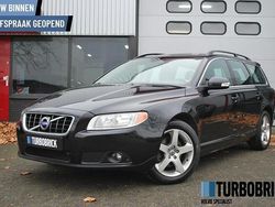 Zwart Gebruikt 2010 Volvo V70 Momentum Stationwagen | € 8.995 (Iets duurder)