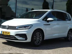 Wit Gebruikt 2019 VW Touran Highline MPV | € 29.900 (Duur)