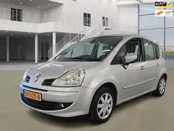 Grijs Gebruikt 2008 Renault Grand Modus Expression MPV | € 1.495 (Eerlijke prijs)