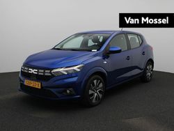 Blauw Gebruikt 2024 Dacia Sandero Expression Hatchback | € 18.735 (Eerlijke prijs)