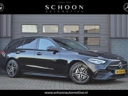 Zwart (metallic) Gebruikt 2021 Mercedes C200 AMG line Stationwagen | € 34.950 (Duur)