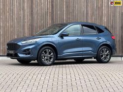 Blauw, metallic lak Gebruikt 2024 Ford Kuga ST-Line SUV | € 29.900 (Eerlijke prijs)