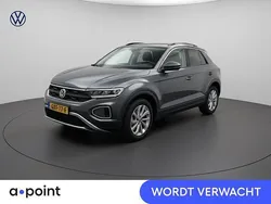 Grijs Gebruikt 2024 VW T-Roc Edition SUV | € 32.949 (Eerlijke prijs)