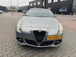 Grijs Gebruikt 2010 Alfa Romeo Giulietta Distinctive Hatchback | € 5.995 (Goede deal)