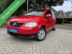 Rood Gebruikt 2009 VW Fox Trendline Hatchback | € 1.700 (Eerlijke prijs)
