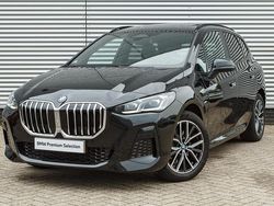 Zwart Gebruikt 2025 BMW 225 Active Tourer Comfort Edition MPV | € 58.837