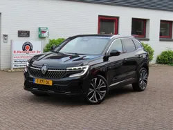 Zwart Gebruikt 2023 Renault Austral Iconic SUV | € 36.650 (Eerlijke prijs)