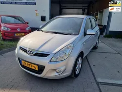 Grijs Gebruikt 2011 Hyundai i20 Hatchback | € 3.950