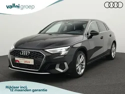 Zwart Gebruikt 2024 Audi A3 Sportback S-Line Hatchback | € 32.900 (Eerlijke prijs)