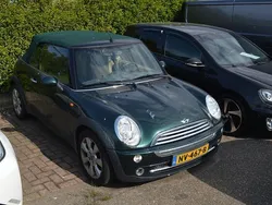 Groen, metallic lak Gebruikt 2004 Mini Cooper Cabriolet Chili Cabriolet | € 2.500 (Super prijs)