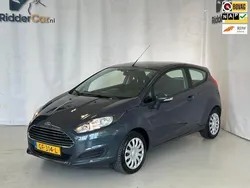 Grijs Gebruikt 2015 Ford Fiesta Style Hatchback | € 7.399 (Goede deal)