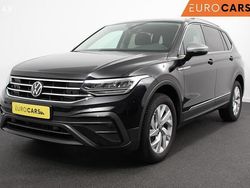 Zwart Gebruikt 2022 VW Tiguan Allspace Life SUV | € 33.790 (Eerlijke prijs)