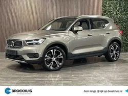 Grijs, metallic lak Gebruikt 2020 Volvo XC40 Inscription SUV | € 32.500